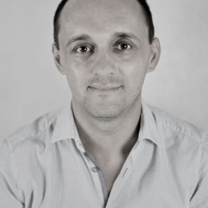 Tomasz - w firmie od 10 lat - 10 years in the company
